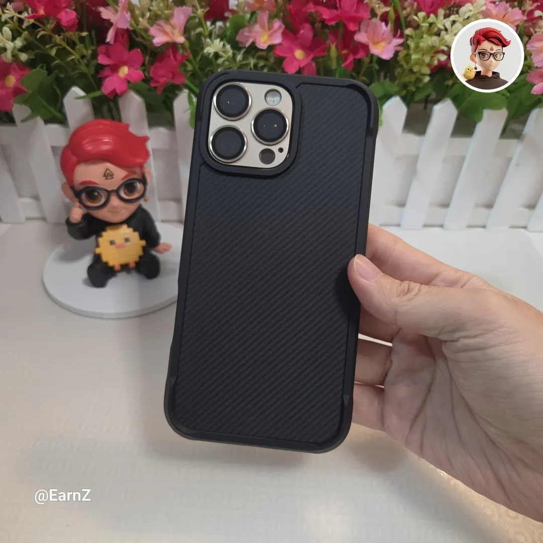 รีวิวเคส DECON Kevlar Guard ลายเคฟล่า ขอบยกสูง มีรุ่น iPhone 18, 17 และ 16 Pro Max